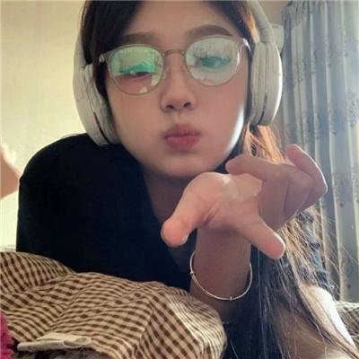 微笑俄罗斯娃娃